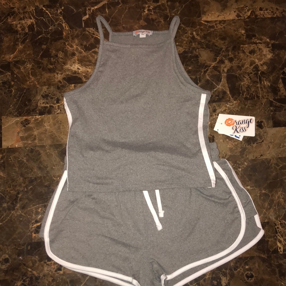 Grey & White 2PC
